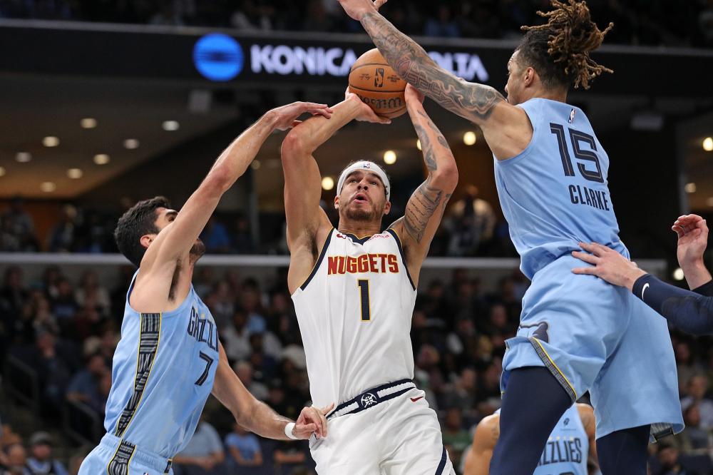 仅凸显了亚 仅凸显了亚